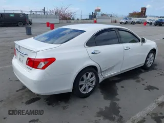 2007 Lexus ES 350 with VIN JTHBJ46G272078259, listed as a IAAI auction lot 42126473 with 152,696 mi miles. Bid and sale history available at carsss.com. Image 4.
