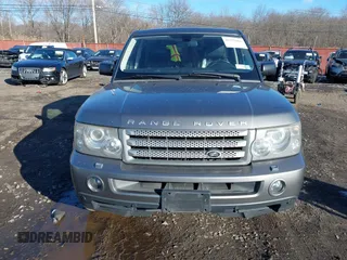 2008 Land Rover Range Rover Sport SC with VIN SALSH23488A187840, listed as a IAAI auction lot 41279866 with 200,980 mi miles. Bid and sale history available at carsss.com. Image 6.