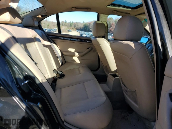 2002 BMW 3 Series 330i with VIN WBAEV53472KM17221, listed as a Copart auction lot 80840674 with 95,949 mi miles and Clean Title. Bid and sale history available at carsss.com. Image 10.