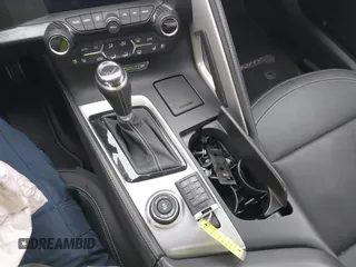 2016 Chevrolet Corvette Z51 3LT z VIN 1G1YM2D74G5116883, wystawiony jako IAAI lot #42160585 z przebiegiem 25 939 mil mil oraz . Historia ofert i sprzedaży dostępna na DreamBid. Obrazek 11.