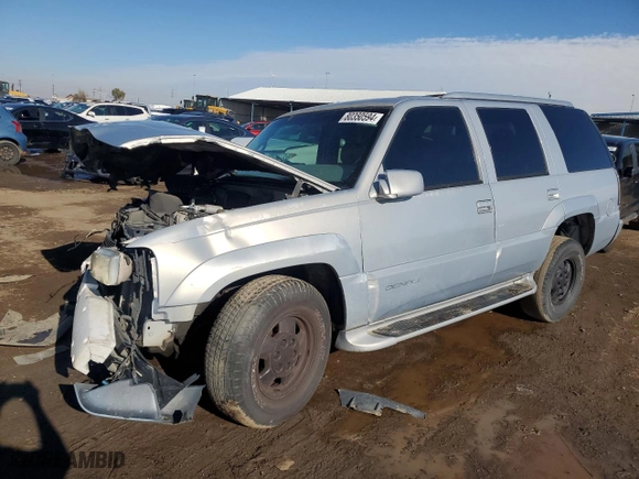 1999 GMC Denali with VIN 1GKEK13R4XR909773, listed as a Copart auction lot 80350594 with 177,807 mi miles and Salvage Title. Bid and sale history available at carsss.com. Image 1.