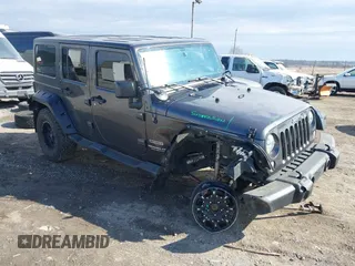 2014 Jeep Wrangler Unlimited Sport with VIN 1C4HJWDG1EL251271, listed as a IAAI auction lot 41647210 with 100,168 mi miles. Bid and sale history available at carsss.com. Image 1.