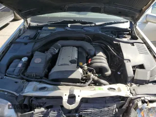 1995 Mercedes-Benz S 320 z VIN WDBGA33E5SA282877, wystawiony jako Copart lot #56253725 z przebiegiem Nie podano mil oraz Szkody całkowita. Historia ofert i sprzedaży dostępna na DreamBid. Obrazek 11.