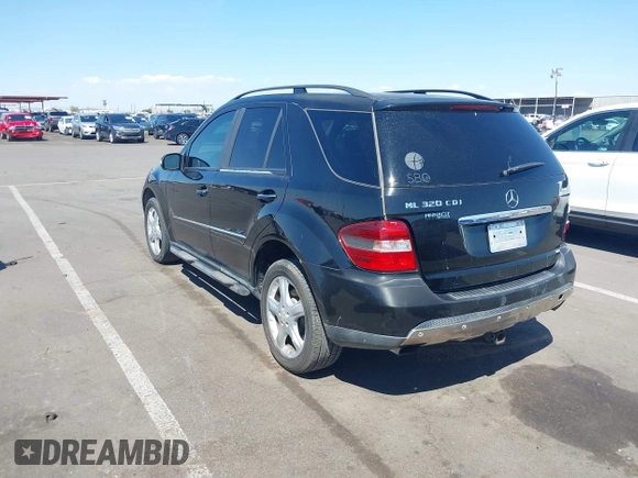 2008 Mercedes-Benz M 320 CDI with VIN 4JGBB22E08A330357, listed as a IAAI auction lot 40260219 with 169,967 mi miles and . Bid and sale history available at carsss.com. Image 3.