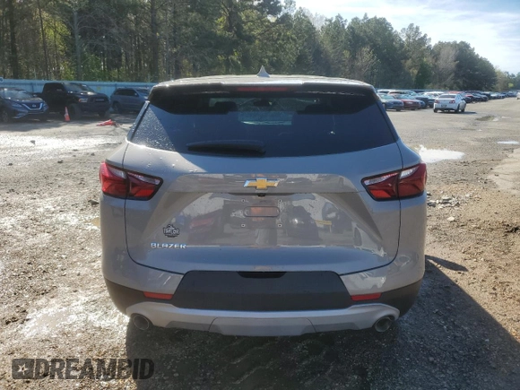 2021 Chevrolet Blazer LT z VIN 3GNKBCR47MS572022, wystawiony jako Copart lot #49887885 z przebiegiem 22 274 mil mil oraz Szkoda całkowita • Salvage title. Historia ofert i sprzedaży dostępna na DreamBid. Obrazek 6.