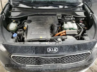 2017 Kia Niro Touring Launch Edition with VIN KNDCC3LCXH5076013, listed as a Copart auction lot 45154335 with 124,295 mi miles and Clean Title. Bid and sale history available at carsss.com. Image 12.