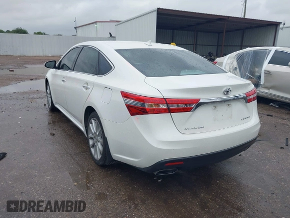 2013 Toyota Avalon XLE z VIN 4T1BK1EB5DU062247, wystawiony jako IAAI lot #42194529 z przebiegiem 189 092 mil mil oraz . Historia ofert i sprzedaży dostępna na DreamBid. Obrazek 3.