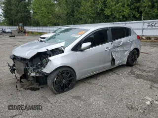 2016 Kia Forte LX z VIN KNAFK5A89G5617817, wystawiony jako Copart lot #54950535 z przebiegiem 123 435 mil mil oraz Szkoda całkowita • Salvage title. Historia ofert i sprzedaży dostępna na DreamBid. Obrazek 1.
