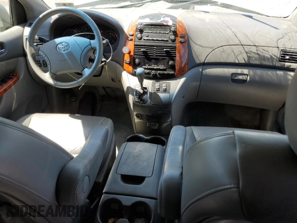 2008 Toyota Sienna XLE with VIN 5TDZK22C98S156597, listed as a Copart auction lot 54557475 with 172,418 mi miles and Salvage Title. Bid and sale history available at DreamBid. Image 8.