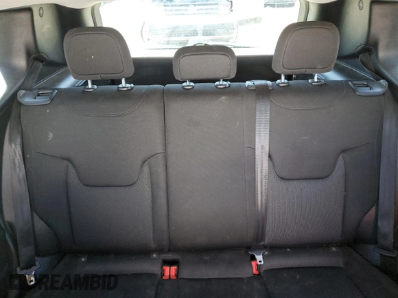 2019 Jeep Renegade Sport with VIN ZACNJBAB0KPJ73672, listed as a Copart auction lot 62553715 with 102,402 mi miles and Salvage title. Bid and sale history available at DreamBid. Image 10.
