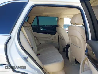 2014 BMW X5 sDrive35i with VIN 5UXKR2C53E0C01692, listed as a IAAI auction lot 41727216 with 135,985 mi miles. Bid and sale history available at carsss.com. Image 8.