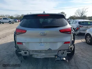 2020 Hyundai Tucson Sport with VIN KM8J33AL5LU217879, listed as a IAAI auction lot 41378700 with 82,684 mi miles. Bid and sale history available at carsss.com. Image 6.