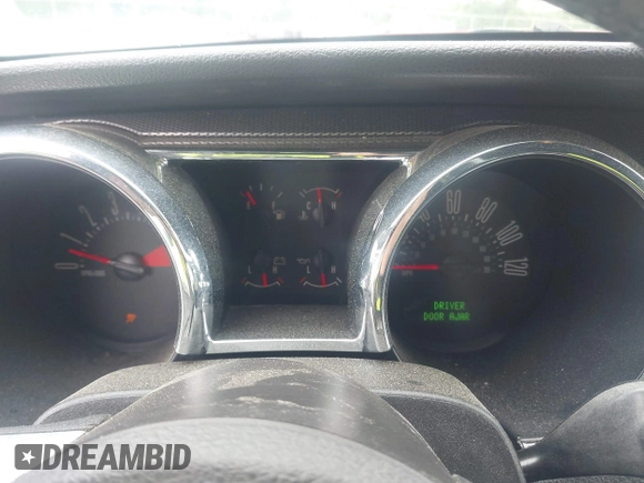 2008 Ford Mustang Deluxe with VIN 1ZVHT84N885121272, listed as a IAAI auction lot 42220813 with 137,152 mi miles and . Bid and sale history available at DreamBid. Image 7.