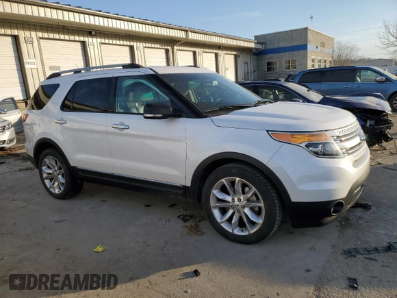 2014 Ford Explorer XLT с VIN 1FM5K7D85EGC20009, выставлен на аукционе Copart как лот 49237765 с пробегом 110 875 миль миль и Списание • Salvage title. История ставок и продаж доступна на DreamBid. Изображение 4.