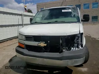 2015 Chevrolet Express Passenger LT с VIN 1GAZG1FG4F1146801, выставлен на аукционе Copart как лот 53570305 с пробегом 144 481 миль миль и Списание • Salvage title. История ставок и продаж доступна на DreamBid. Изображение 15.