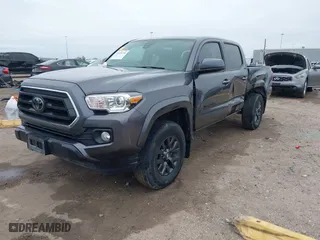2021 Toyota Tacoma 2WD SR5 with VIN 5TFAZ5CN5MX114992, listed as a IAAI auction lot 41630726 with 43,848 mi miles. Bid and sale history available at carsss.com. Image 22.