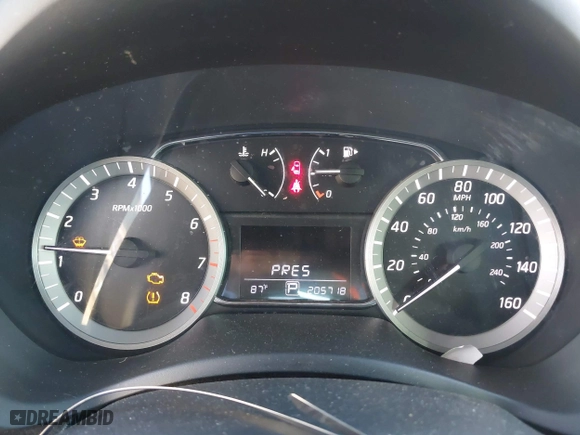 2013 Nissan Sentra SR with VIN 3N1AB7AP5DL666219, listed as a IAAI auction lot 41669972 with 205,718 mi miles. Bid and sale history available at carsss.com. Image 7.