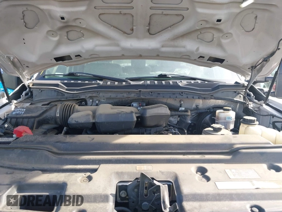 2019 Ford Super Duty F-250 SRW XL with VIN 1FDBF2A66KEG59711, listed as a IAAI auction lot 42058973 with 113,086 mi miles. Bid and sale history available at carsss.com. Image 10.