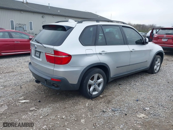 2007 BMW X5 3.0si with VIN 5UXFE435X7L012495, listed as a IAAI auction lot 42009267 with 132,355 mi miles. Bid and sale history available at carsss.com. Image 4.