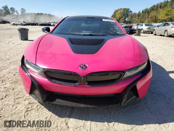 2015 BMW i8 with VIN WBY2Z2C5XFV674362, listed as a Copart auction lot 77100464 with 67,061 mi miles and Clean Title. Bid and sale history available at carsss.com. Image 5.