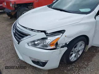 2015 Nissan Altima SV z VIN 1N4AL3AP1FC439021, wystawiony jako IAAI lot #42027354 z przebiegiem 96 729 mil mil oraz . Historia ofert i sprzedaży dostępna na DreamBid. Obrazek 6.