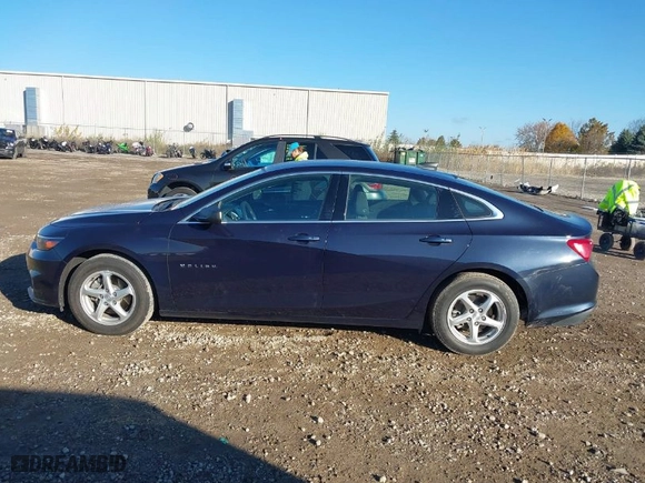 2017 Chevrolet Malibu LS with VIN 1G1ZC5ST1HF256149, listed as a IAAI auction lot 40815509 with 30853 miles. Bid and sale history available at carsss.com. Image 14.