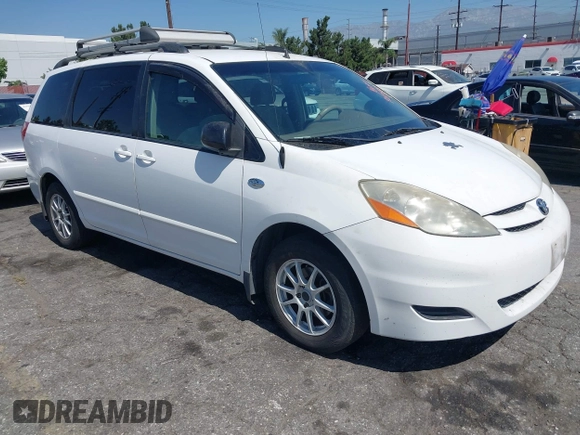 2006 Toyota Sienna CE z VIN 5TDZA23C56S572077, wystawiony jako IAAI lot #42520493 z przebiegiem 226 732 mil mil oraz . Historia ofert i sprzedaży dostępna na DreamBid. Obrazek 1.
