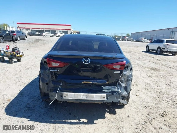 2014 Mazda Mazda3 i Sport with VIN JM1BM1U74E1195564, listed as a IAAI auction lot 41810886 with 108,995 mi miles. Bid and sale history available at carsss.com. Image 6.