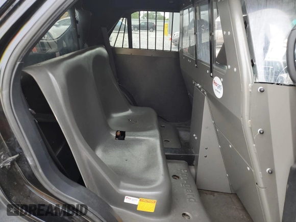 2016 Ford Police Interceptor Utility z VIN 1FM5K8AR0GGB44690, wystawiony jako Copart lot #58397525 z przebiegiem 73 250 mil mil oraz Tytuł czysty. Historia ofert i sprzedaży dostępna na DreamBid. Obrazek 11.