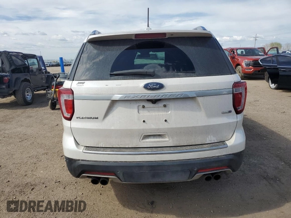 2019 Ford Explorer Platinum с VIN 1FM5K8HTXKGA78112, выставлен на аукционе Copart как лот 55954715 с пробегом 67 959 миль миль и Списание • Salvage title. История ставок и продаж доступна на DreamBid. Изображение 6.