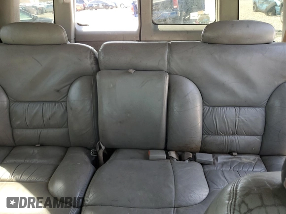 1999 GMC Yukon with VIN 1GKEC13R9XJ805842, listed as a Copart auction lot 48952625 with 259,149 mi miles and Clean Title. Bid and sale history available at carsss.com. Image 10.