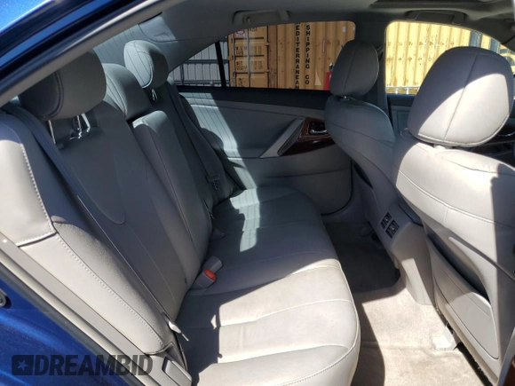 2008 Toyota Camry LE z VIN 4T1BK46K48U068935, wystawiony jako Copart lot #49741425 z przebiegiem 151 741 mil mil oraz Szkoda całkowita • Salvage title. Historia ofert i sprzedaży dostępna na DreamBid. Obrazek 10.