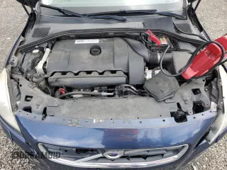 2012 Volvo S60 T6 z VIN YV1902FH4C2102159, wystawiony jako Copart lot #48685875 z przebiegiem 132 663 mil mil oraz Szkoda całkowita • Salvage title. Historia ofert i sprzedaży dostępna na DreamBid. Obrazek 11.