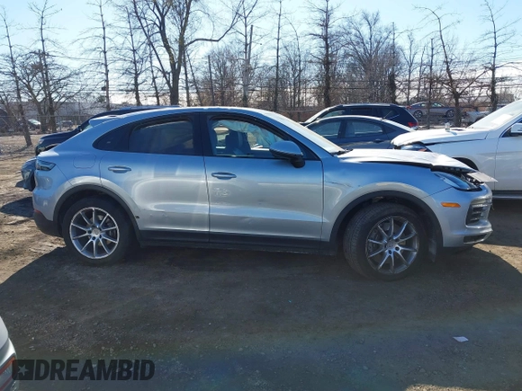 2021 Porsche Cayenne z VIN WP1BA2AY8MDA42886, wystawiony jako IAAI lot #41465968 z przebiegiem 17 062 mil mil oraz . Historia ofert i sprzedaży dostępna na DreamBid. Obrazek 13.