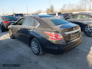 2015 Nissan Altima 2.5 S with VIN 1N4AL3APXFC423982, listed as a IAAI auction lot 41760449 with 125,668 mi miles. Bid and sale history available at carsss.com. Image 3.