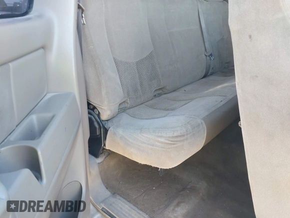 2006 Chevrolet Silverado 1500 LT1 with VIN 1GCEC19T36Z139866, listed as a IAAI auction lot 41324041 with 338,425 mi miles and . Bid and sale history available at DreamBid. Image 8.