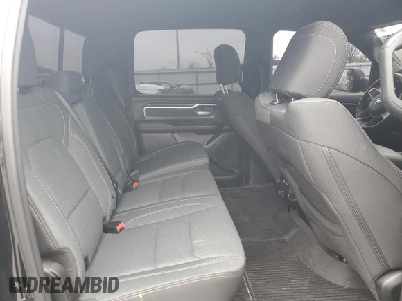 2022 Ram 1500 Big Horn z VIN 1C6SRFMT6NN223604, wystawiony jako Copart lot #45390005 z przebiegiem 5 461 mil mil oraz Szkoda całkowita • Salvage title. Historia ofert i sprzedaży dostępna na DreamBid. Obrazek 10.