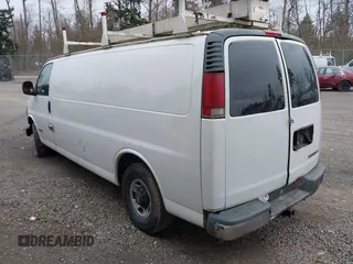 2000 Chevrolet City Express Cargo z VIN 1GCHG39R1Y1158810, wystawiony jako IAAI lot #41804626 z przebiegiem Nie podano mil oraz . Historia ofert i sprzedaży dostępna na DreamBid. Obrazek 3.