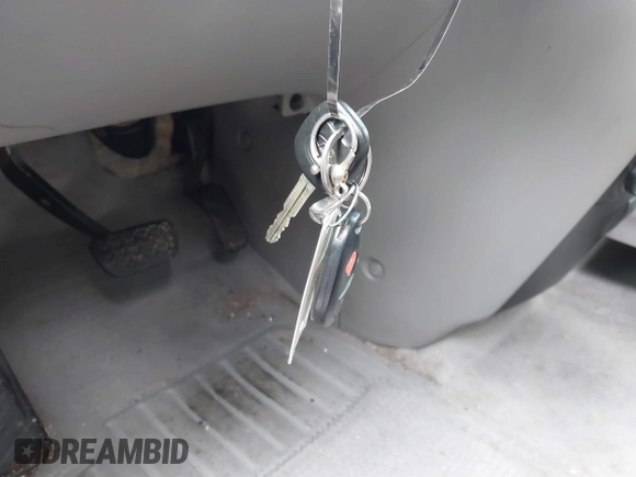 2004 Toyota Sienna CE with VIN 5TDZA23C84S000367, listed as a IAAI auction lot 42176600 with 182,817 mi miles and . Bid and sale history available at DreamBid. Image 11.
