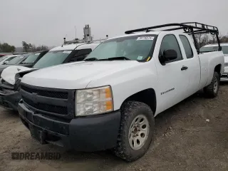 2008 Chevrolet Silverado 1500 LT w/2LT with VIN 1GCEC190X8E122966, listed as a Copart auction lot 79776574 with 396,235 mi miles and Clean Title. Bid and sale history available at carsss.com. Image 1.