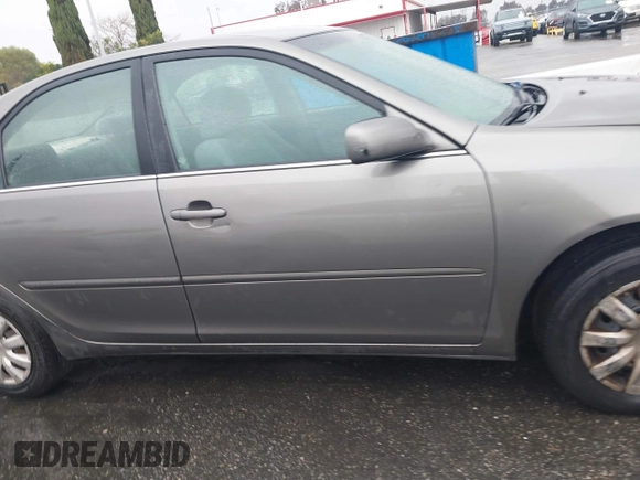 2006 Toyota Camry STD with VIN 4T1BE32KX6U736211, listed as a IAAI auction lot 41730669 with 112,648 mi miles. Bid and sale history available at carsss.com. Image 13.