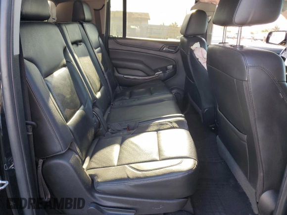 2019 Chevrolet Suburban LT z VIN 1GNSCHKC2KR121270, wystawiony jako Copart lot #51800665 z przebiegiem 187 179 mil mil oraz Szkoda całkowita • Salvage title. Historia ofert i sprzedaży dostępna na DreamBid. Obrazek 12.