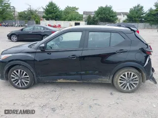 2022 Nissan Kicks SV with VIN 3N1CP5CV9NL504783, listed as a IAAI auction lot 39901880 with NaN miles. Bid and sale history available at carsss.com. Image 14.