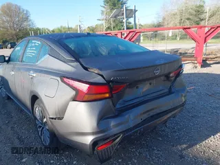 2025 Nissan Altima SV with VIN 1N4BL4DV5SN381854, listed as a IAAI auction lot 41948536 with 309 mi miles and . Bid and sale history available at DreamBid. Image 6.