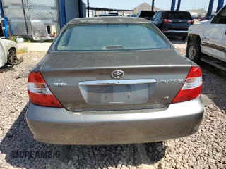2004 Toyota Camry LE with VIN 4T1BF30K24U569209, listed as a Copart auction lot 66181644 with 186,412 mi miles and Salvage Title. Bid and sale history available at carsss.com. Image 6.