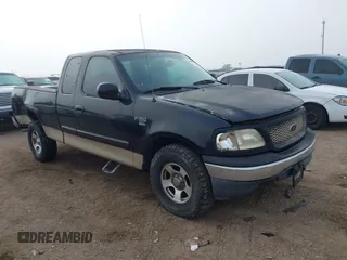 2000 Ford F-150 XL with VIN 1FTRX17L4YKB03771, listed as a IAAI auction lot 41668491 with 1 mi miles. Bid and sale history available at carsss.com. Image 1.