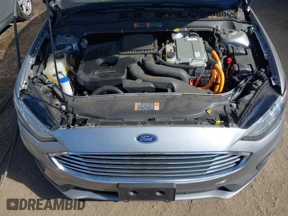 2020 Ford Fusion SE z VIN 3FA6P0LU4LR185202, wystawiony jako IAAI lot #40549321 z przebiegiem Nie podano mil oraz . Historia ofert i sprzedaży dostępna na DreamBid. Obrazek 10.