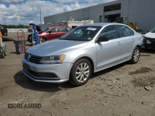 2015 Volkswagen Jetta SE with VIN 3VWD17AJ5FM412545, listed as a Copart auction lot 60594375 with 180,324 mi miles and Salvage title. Bid and sale history available at DreamBid. Image 1.