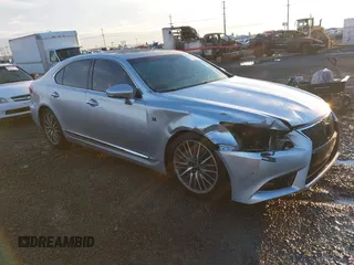 2013 Lexus LS 460 z VIN JTHCL5EFXD5019385, wystawiony jako IAAI lot #40930564 z przebiegiem 179 454 mil mil oraz . Historia ofert i sprzedaży dostępna na DreamBid. Obrazek 1.