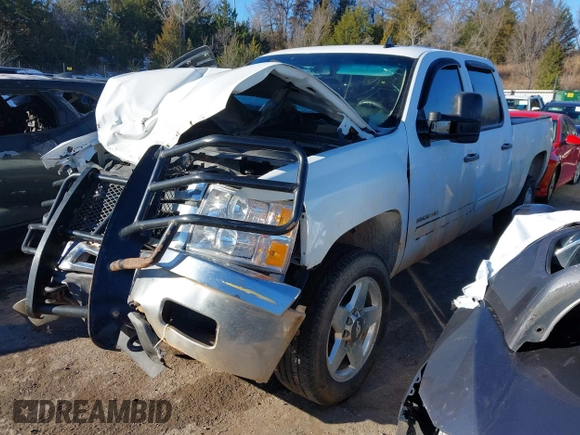 2013 Chevrolet Silverado 2500HD LT with VIN 1GC1CXCG6DF199703, listed as a IAAI auction lot 41287141 with 1 mi miles. Bid and sale history available at carsss.com. Image 20.